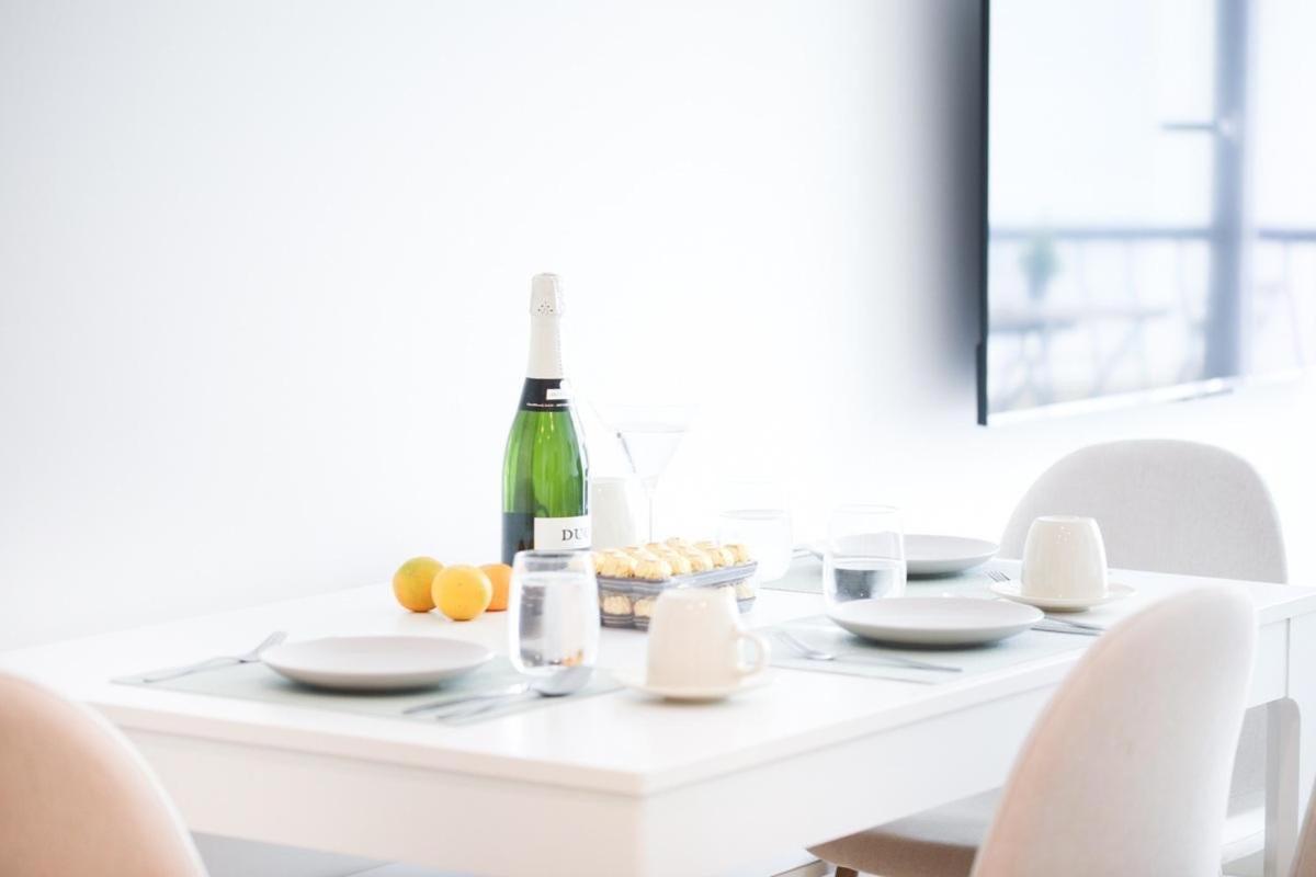 Family Apartment In The Malaga City Center Esterno foto