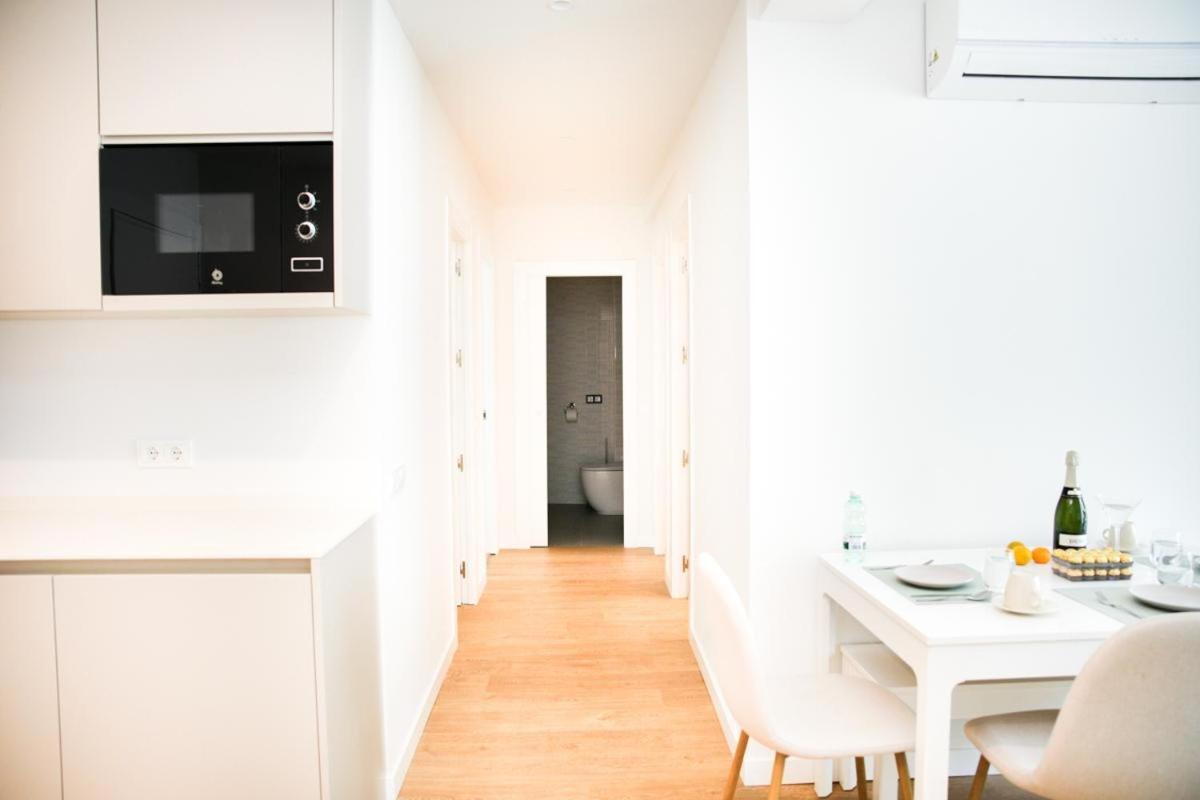 Family Apartment In The Malaga City Center Esterno foto